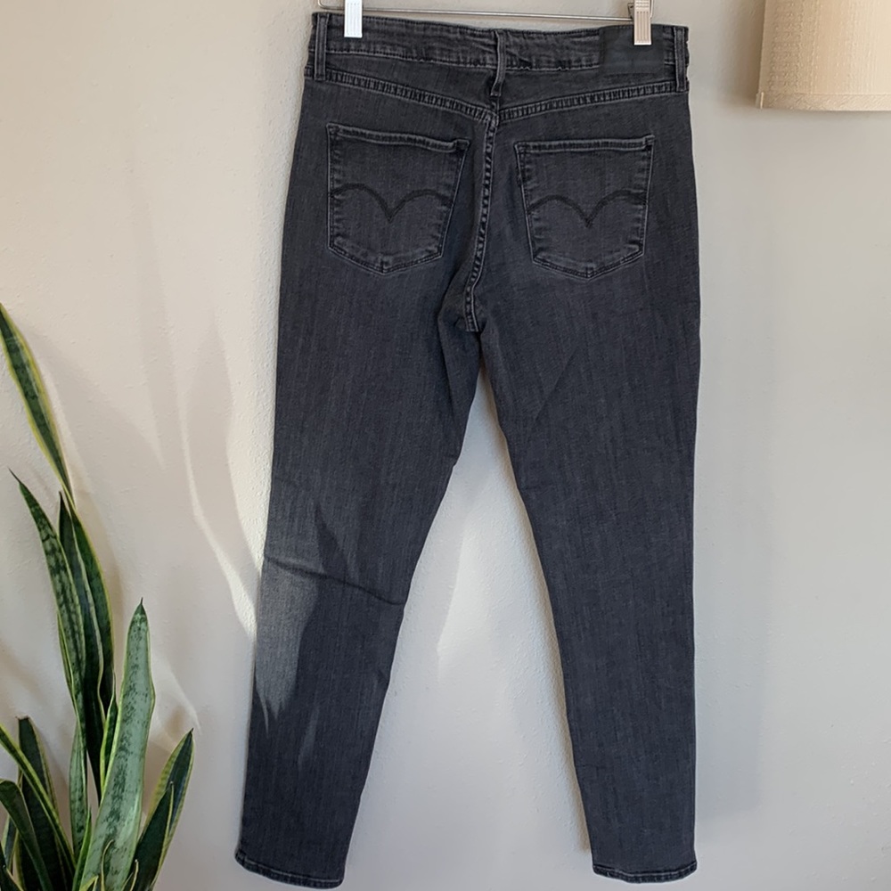 Levi’s high rise skinny black wash denim jeans - Picture 7 of 8